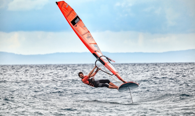 windsurfing